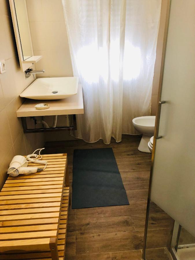 ليتشي B&B Degli Artisti Suite المظهر الخارجي الصورة