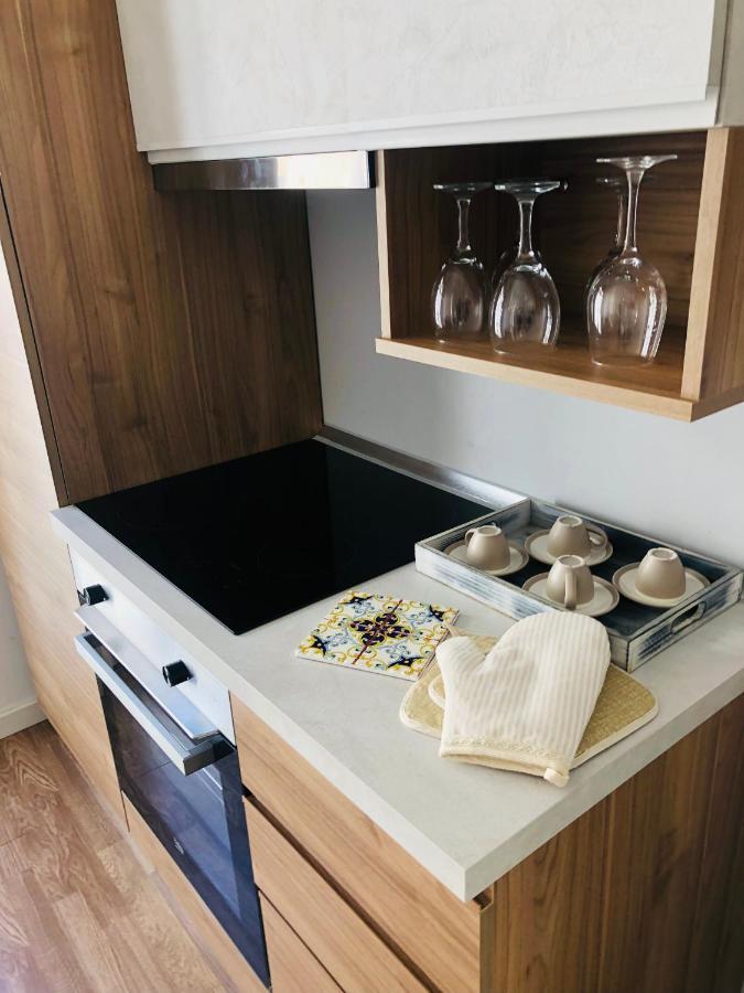 ليتشي B&B Degli Artisti Suite المظهر الخارجي الصورة