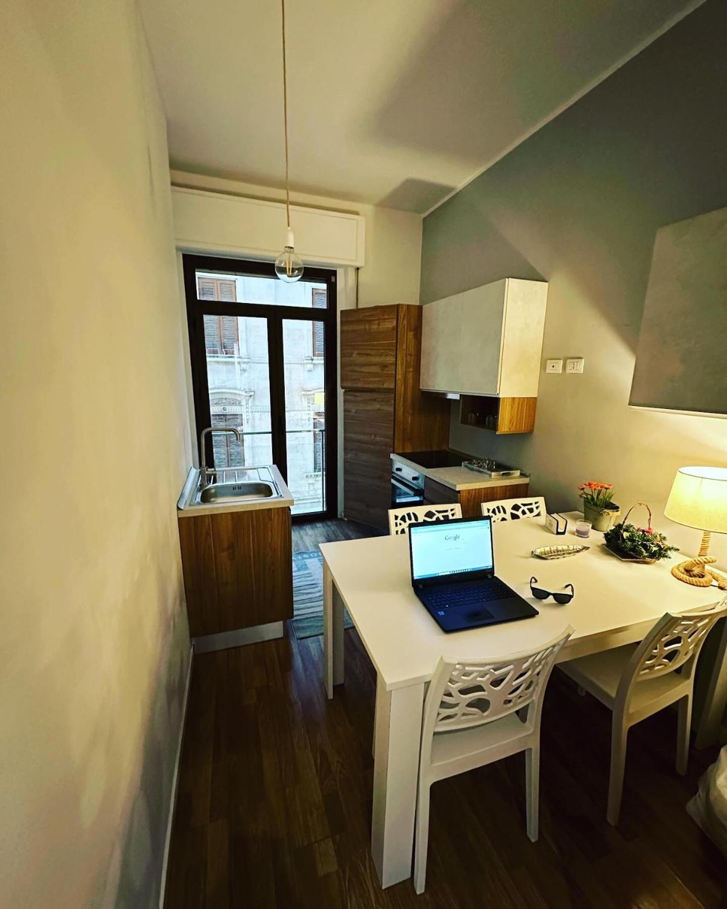 ليتشي B&B Degli Artisti Suite المظهر الخارجي الصورة