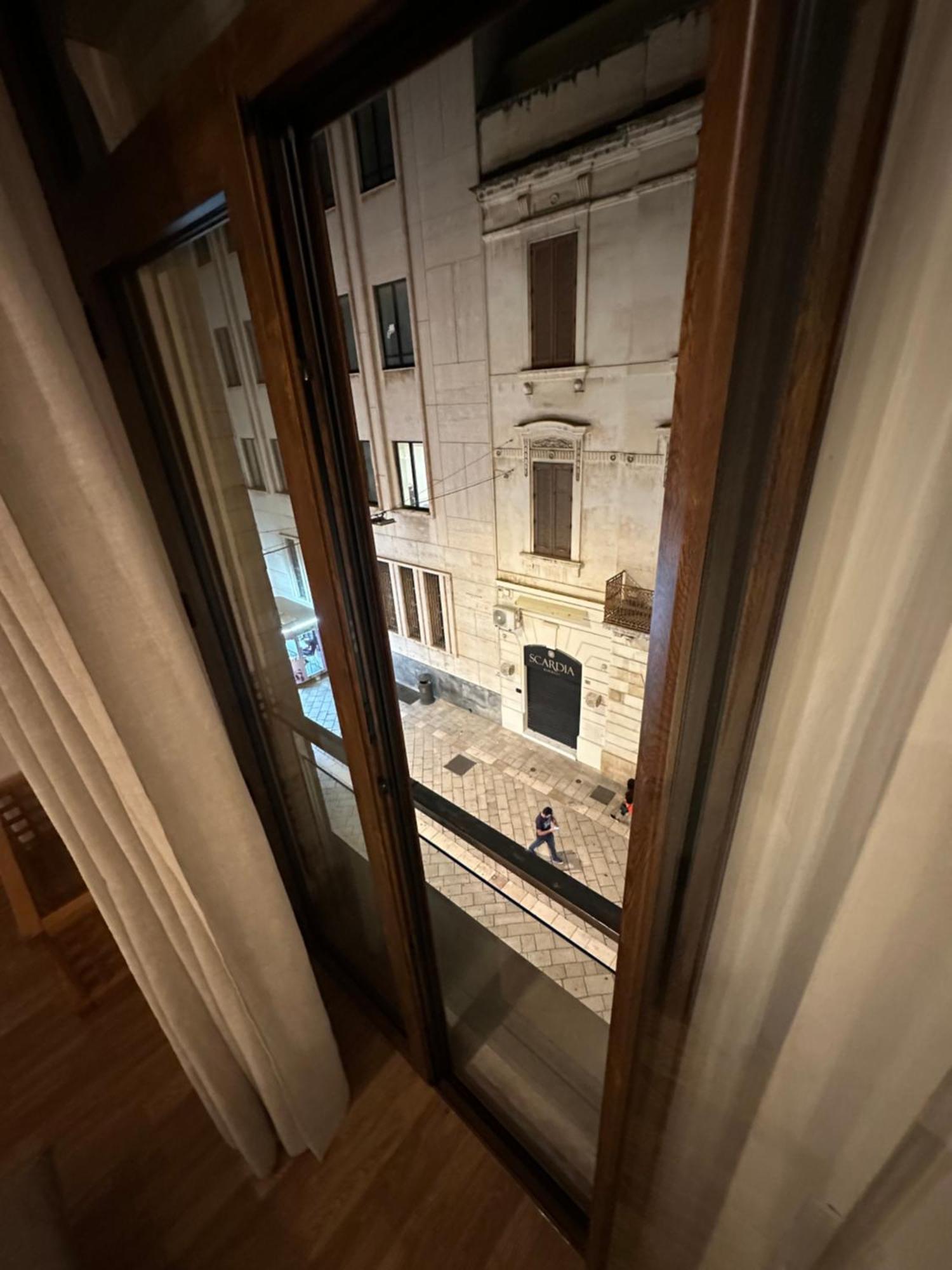 ليتشي B&B Degli Artisti Suite المظهر الخارجي الصورة