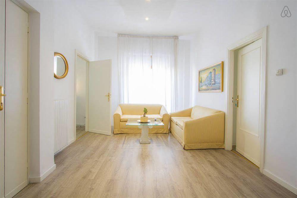 ليتشي B&B Degli Artisti Suite المظهر الخارجي الصورة